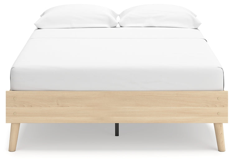 Cabinella Queen Platform Bed